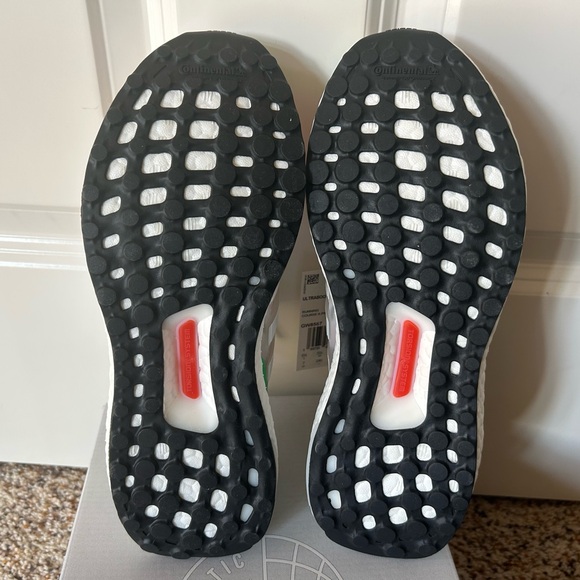 Brand New Adidas x Marimekko Women Ultraboost 5.0 Sneakers size 7 - Picture 6 of 9